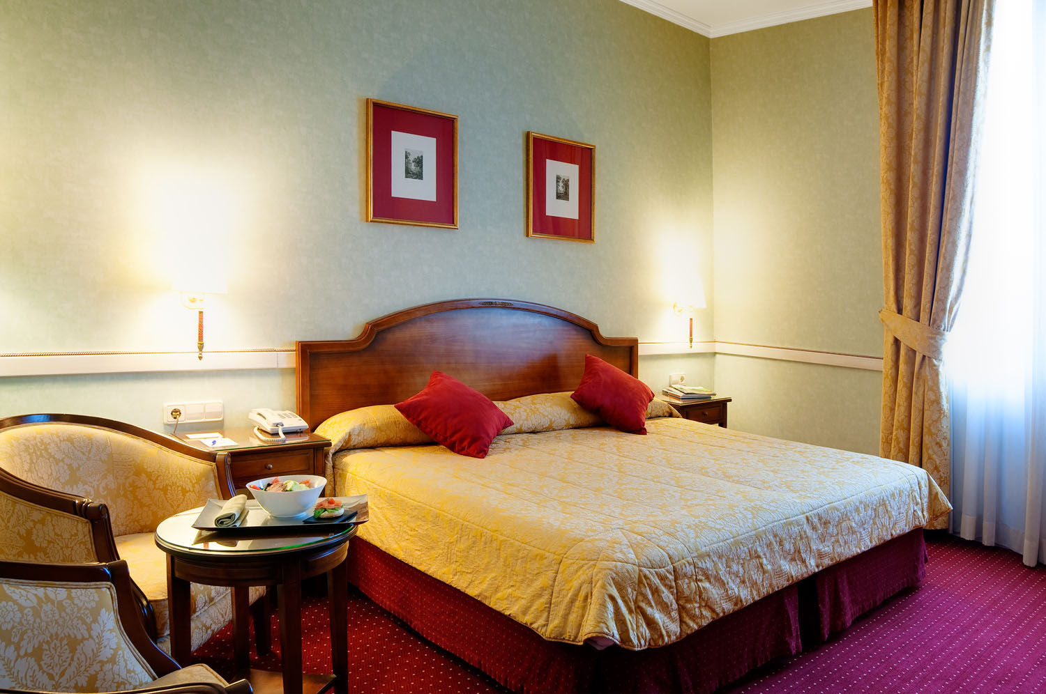 อินตูร์ ปาลาซิโอ ซาน มาร์ติน Hotel มาดริด ห้อง รูปภาพ